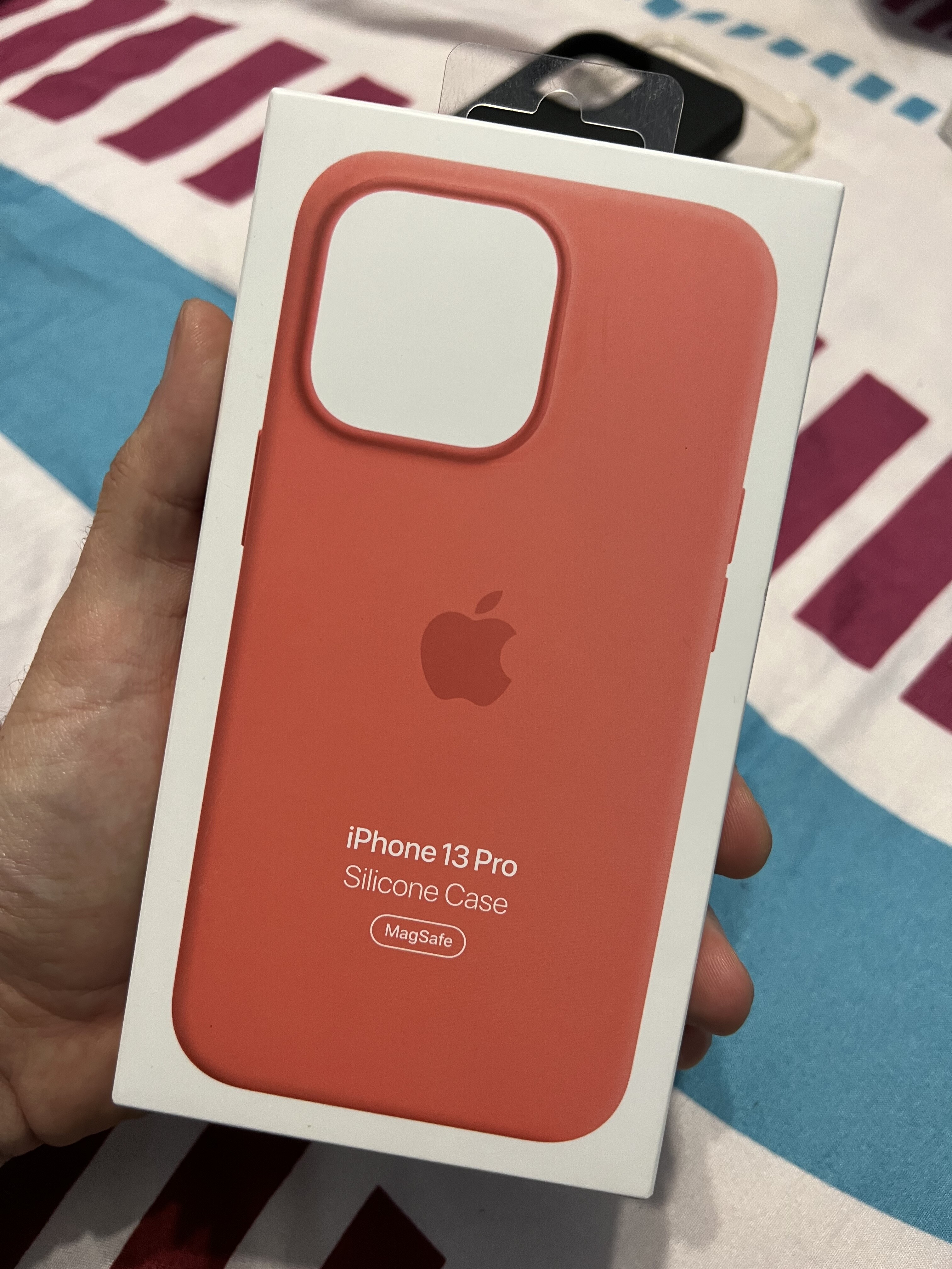Vendo funda de silicona Apple Original para iPhone 13 Pro - Mercado - Mac  User Group Argentina